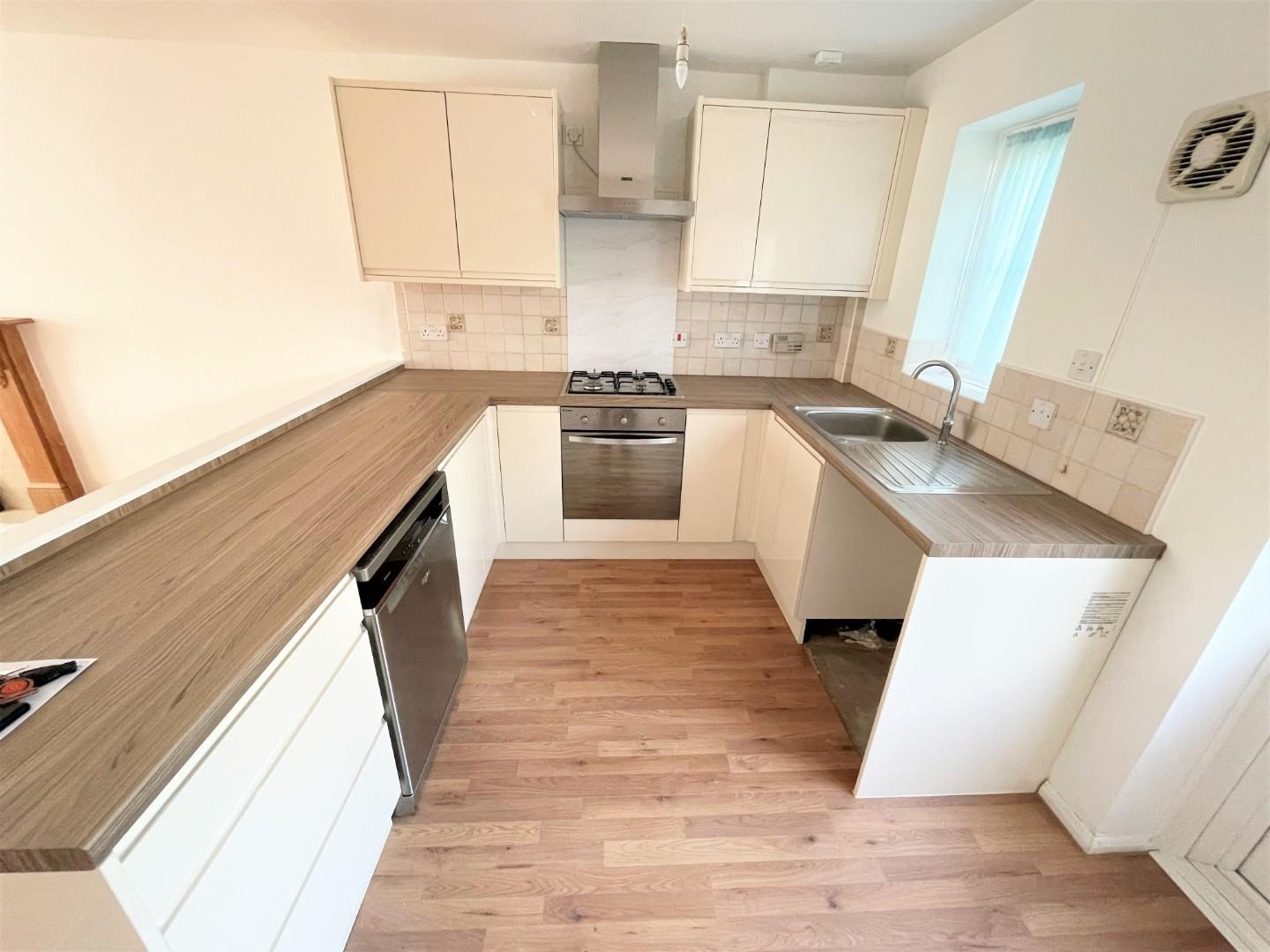 Longfield Avenue, Mill Hill